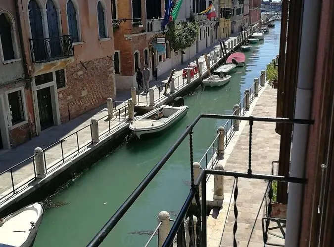 Salute Lägenhet Venedig